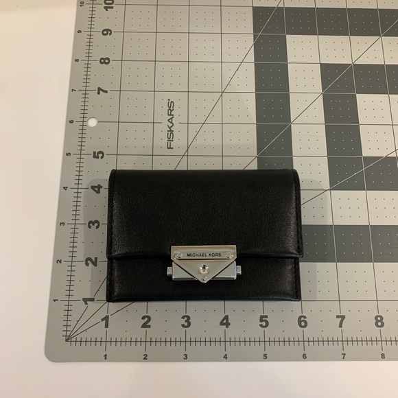 Michael Kors Wallet NWOT - Picture 5 of 5